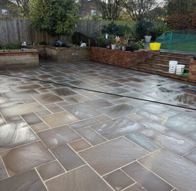 Non-Staining Paving jointing – Even on Sawn Sandstone,  Keep Working in Wet Weather,  & No Shrinkage Cracking
